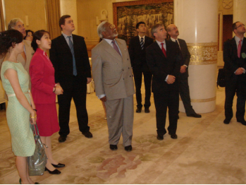 欧中友协代表团第一次访华——成立伊始，初次访华